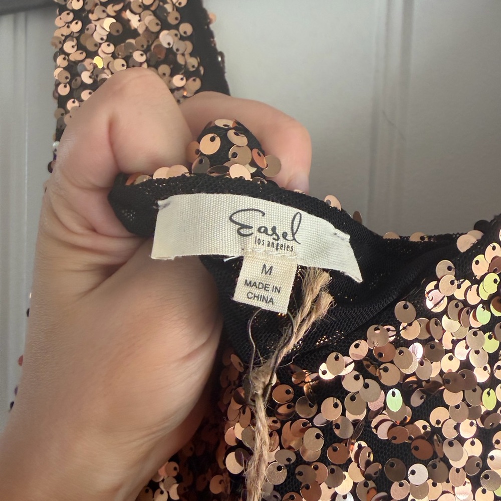 Elegant Sequin Maxi Dress - Gold - Picture 5 of 5